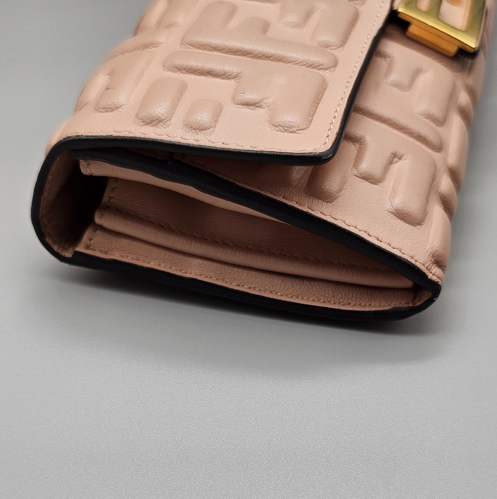 💛FENDI Zucca Baguette Wallet/Clutch💛 - Picture 14 of 17